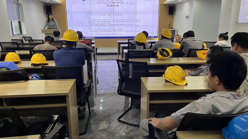 叉车培训学校：零基础也能开启技能提升之路